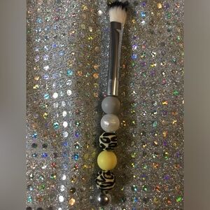 Stylish Beaded Makeup Brush